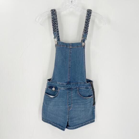 Bullhead Pants - Bullhead Denim Braided Strap Medium Wash Overall Shorts Blue Women's Size 26